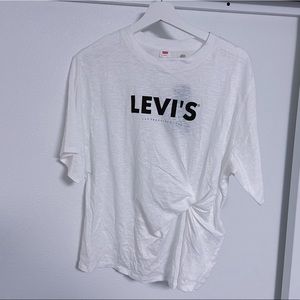 Levi’s White Tee NWT